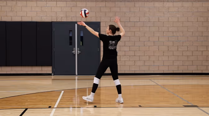 HOW TO SERVE A VOLLEYBALL
